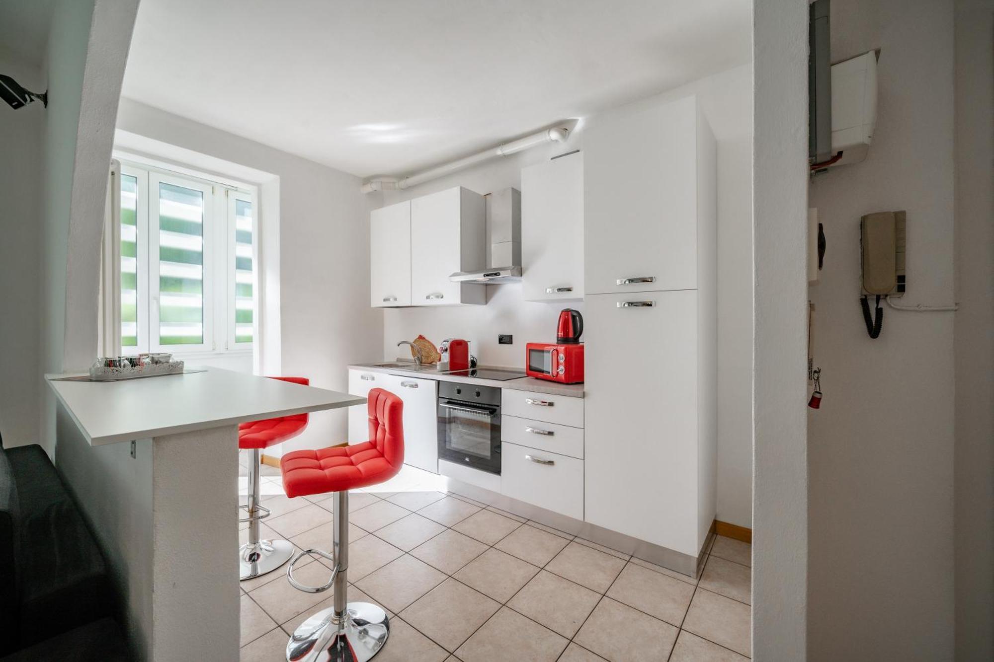 Dolce Teresa Apartment Mandello del Lario Eksteriør bilde