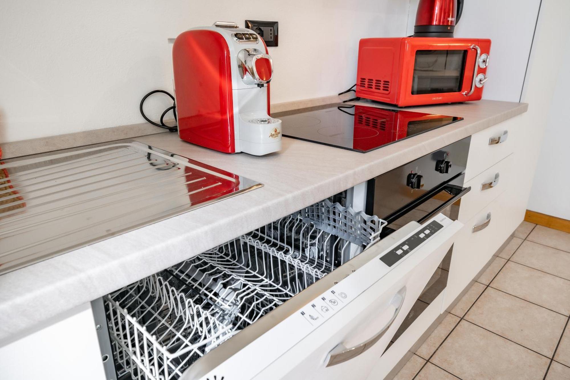Dolce Teresa Apartment Mandello del Lario Eksteriør bilde