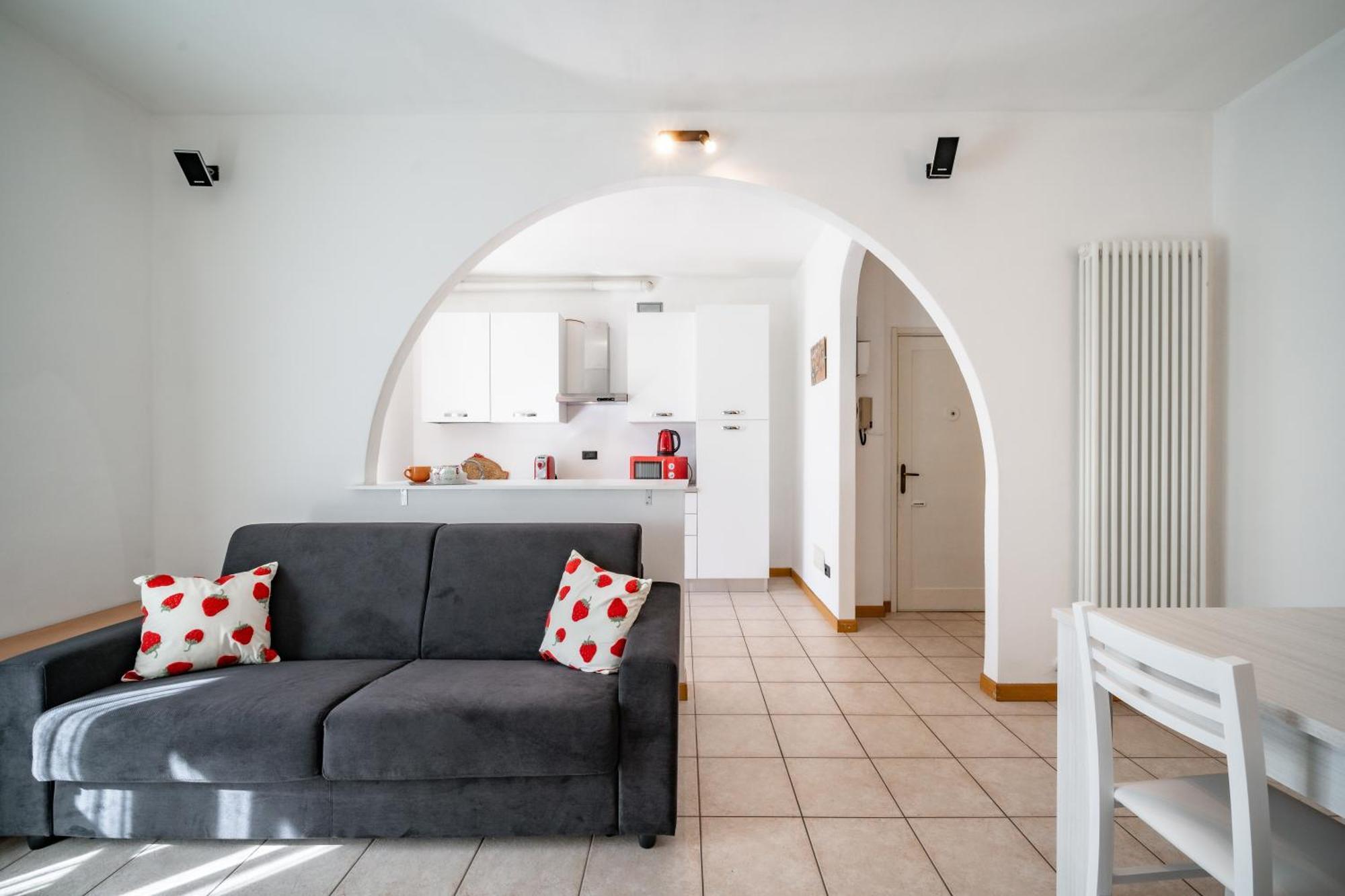 Dolce Teresa Apartment Mandello del Lario Eksteriør bilde